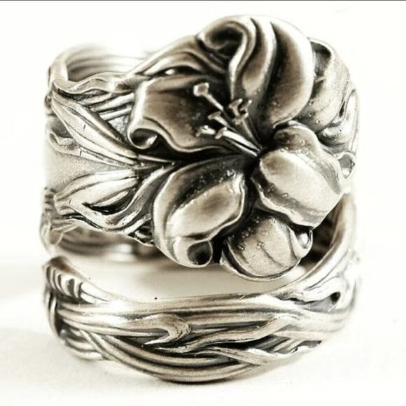 Vintage Style 925 Silver Plated Spoon Ring Floral Adjustable - Picture 5 of 6